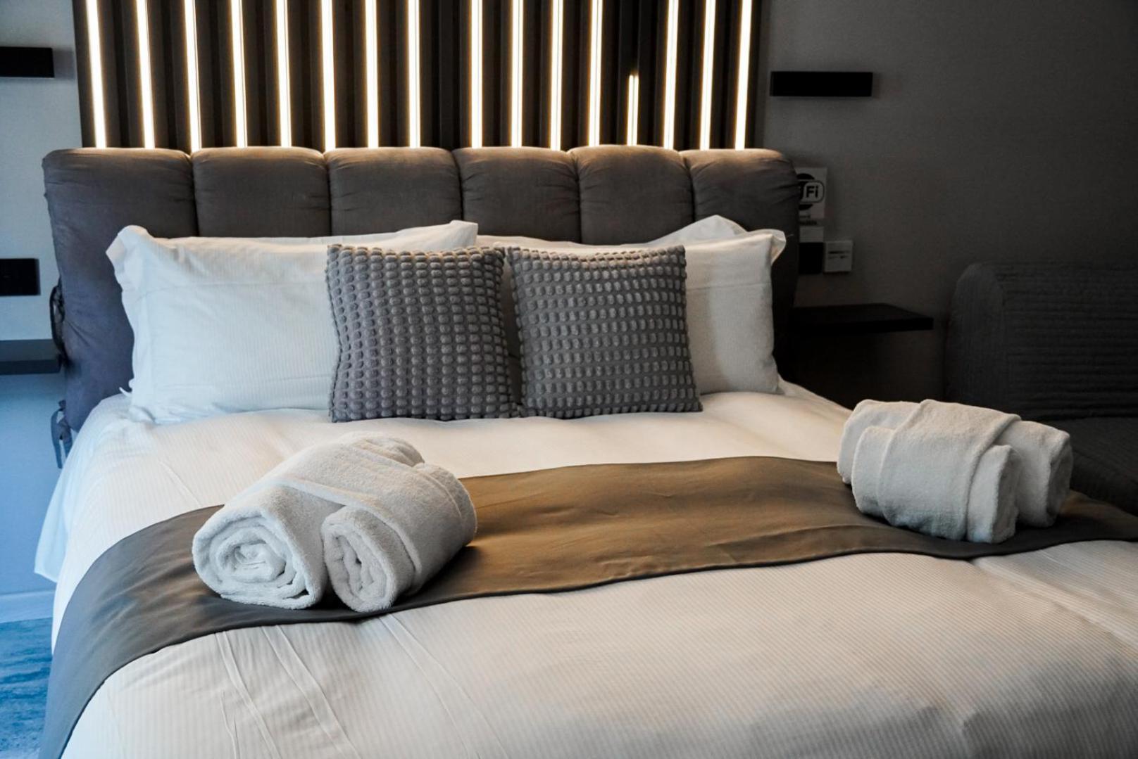 Heysuite - Luxury House - Roma Trastevere Buitenkant foto