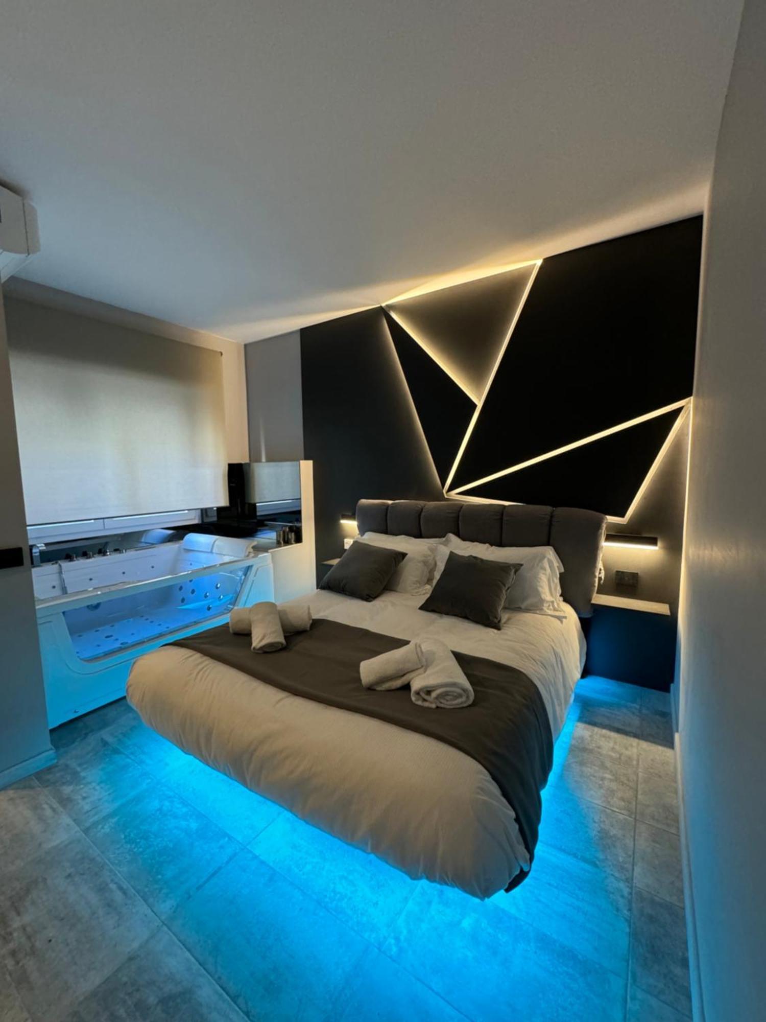 Heysuite - Luxury House - Roma Trastevere Buitenkant foto